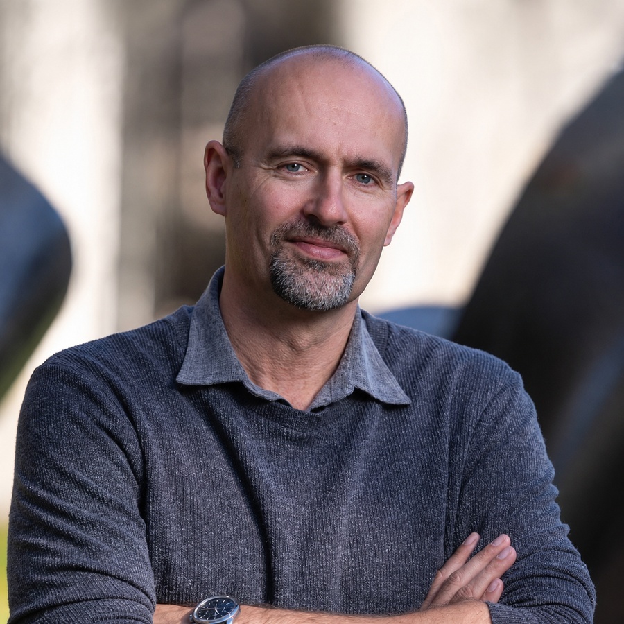 Portrait of Jörn Dunkel